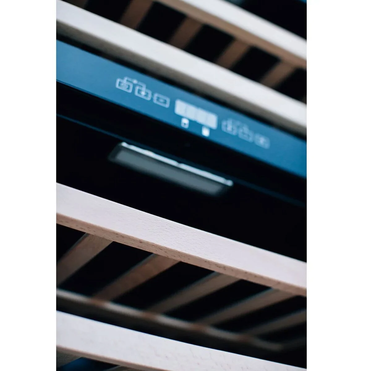 American Made Grills - 15" 3.2c Outdoor Rated Dual Zone Wine Cooler