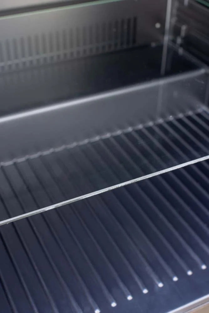 True Flame 24" Outdoor Rated Refrigerator with Glass Door and Glass Shelves (5.1c)