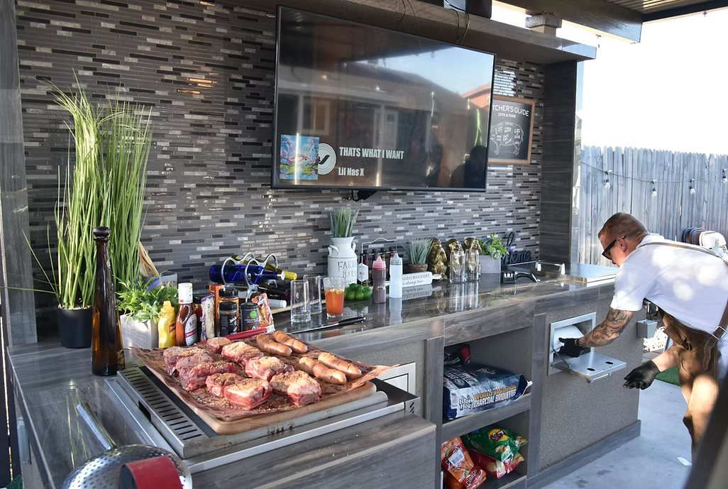 Kokomo - Built-In Outdoor Kitchen Paper Towel Holder