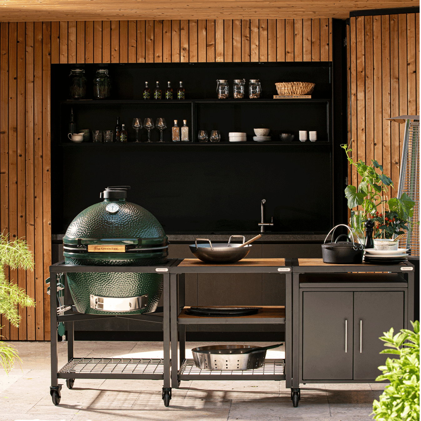 Big Green Egg - XL Big Green Egg (Surface Mounted)