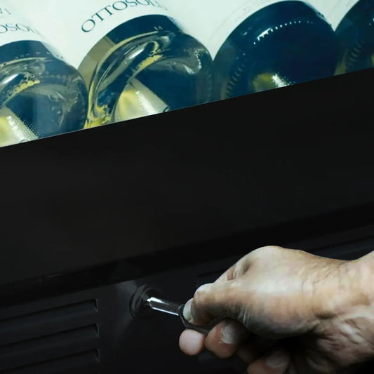 XO 24" BEVERAGE CENTER (black stainless)