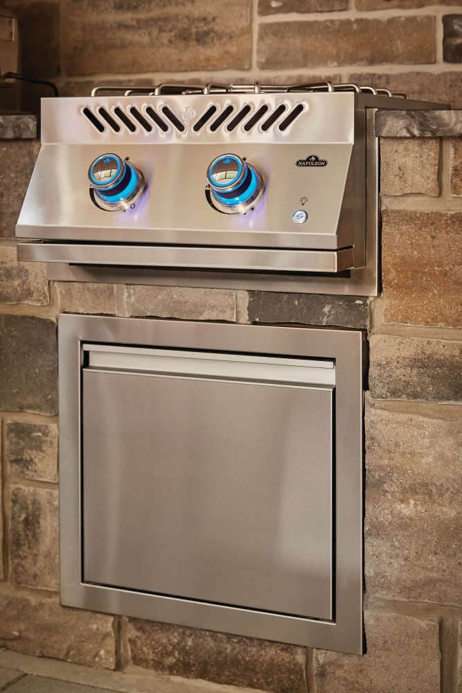 Napoleon 18" X 16" Single Door