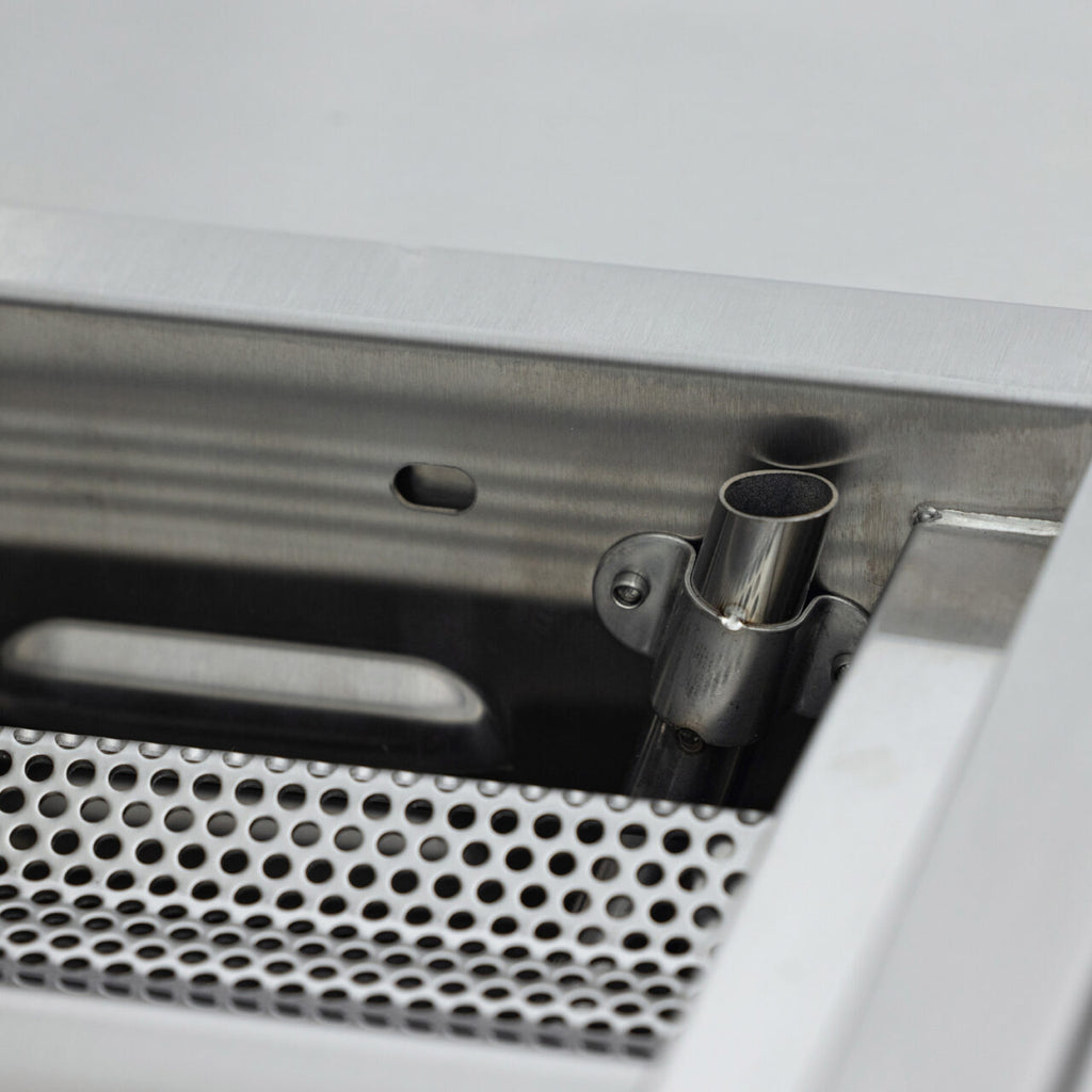 Blaze LTE PRO 32-" 4-Burner Gas Grill w/ insulated jacket