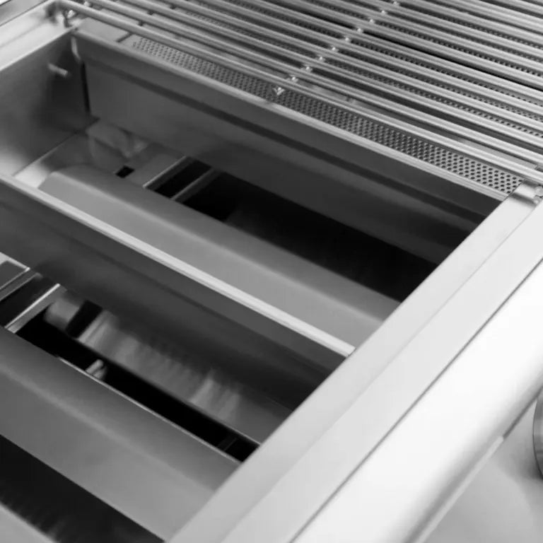 Blaze LTE 32" 4-Burner Built-In Gas Grill w/insulated jacket