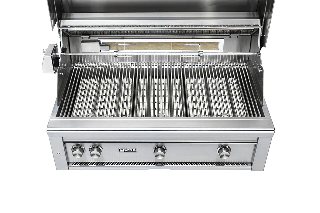 Lynx 42” Professional Built in Grill with All Ceramic Burners and Rotisserie w/insulated jacket
