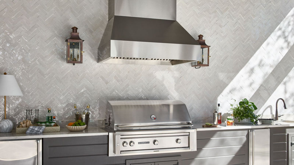 Lynx - 42" Sedona Built-In Grill with Rotisserie, 1 Prosear Infrared Burner and 2 Stainless Steel Burners