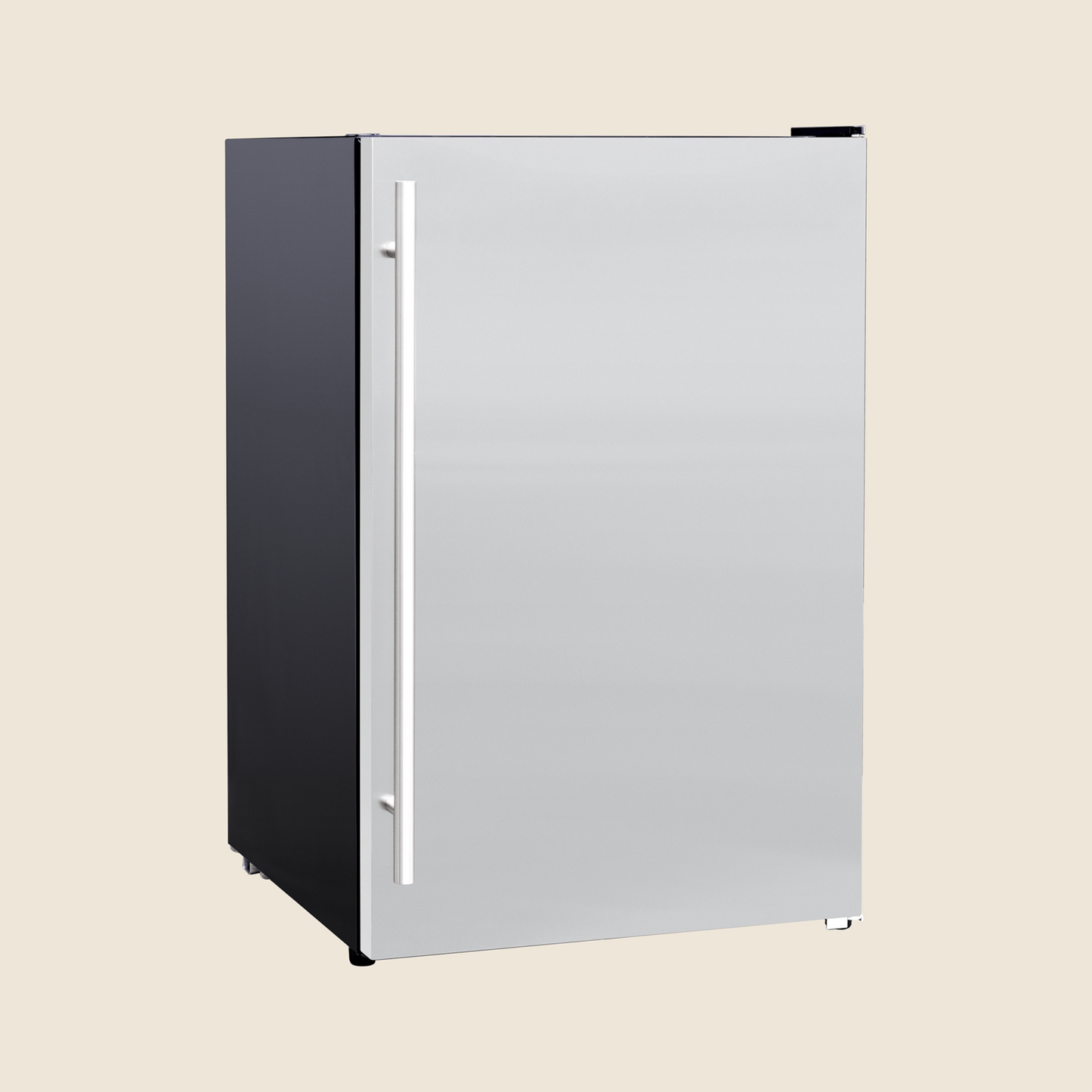 Summerset - 22" Deluxe Outdoor Approved Compact Refrigerator / Right Handle