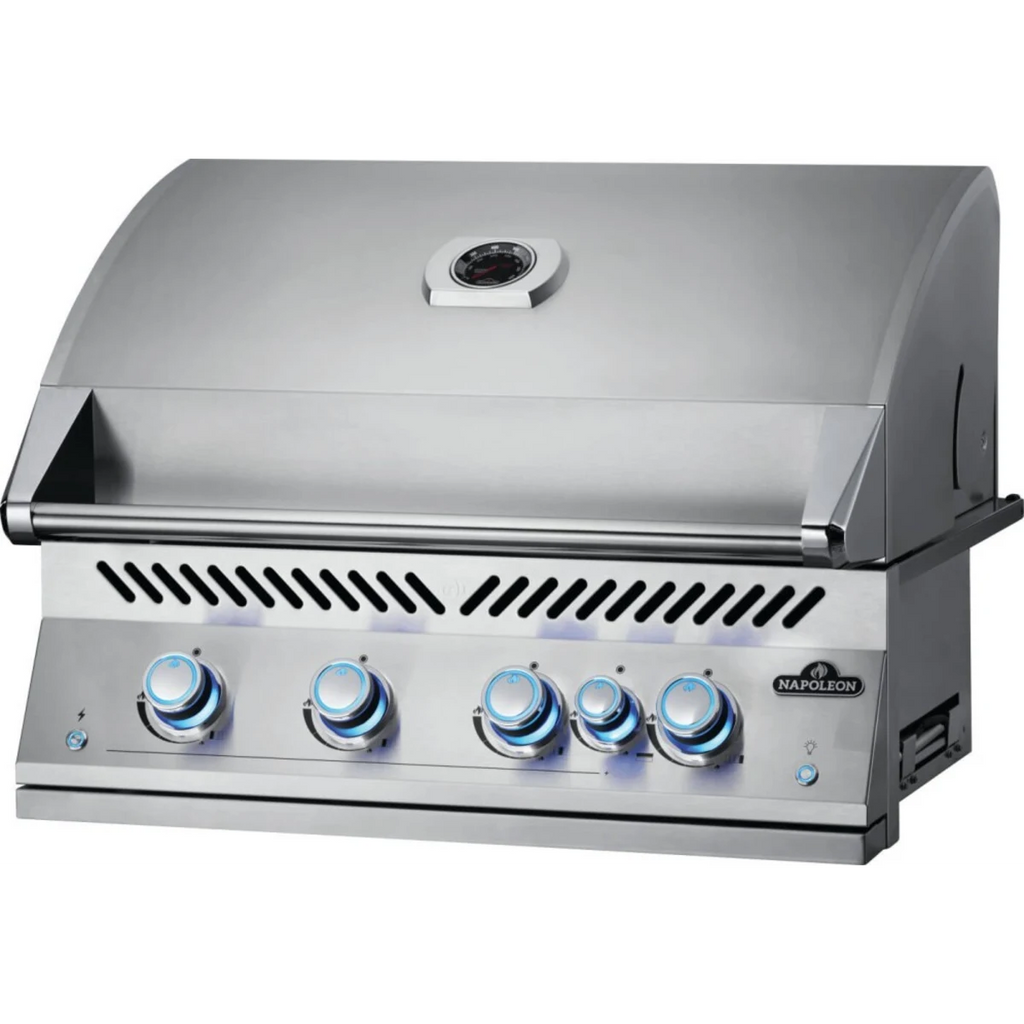 Napoleon Built-In 700 Series 32" Built-In Gas Grill w/ insulated jacket