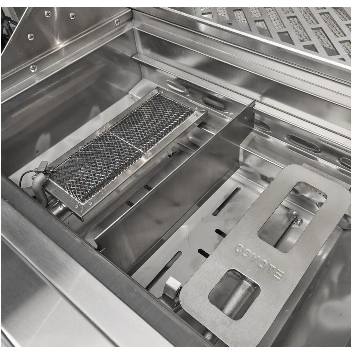 Coyote 42" SL-Series Built-In Grill w/ insulated jacket