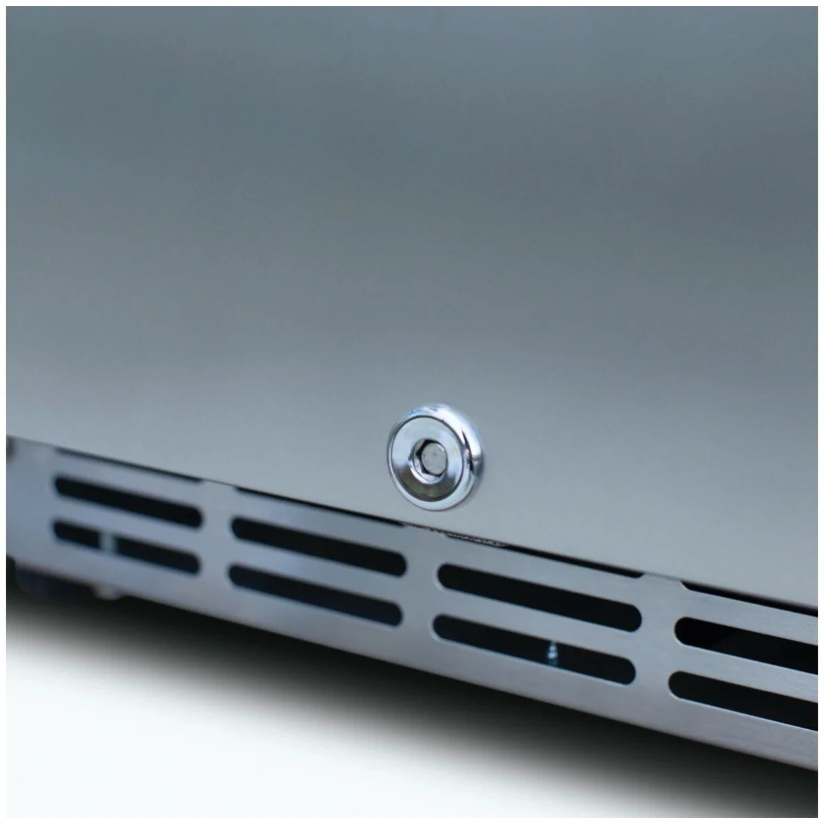 American Made Grills - 15" 3.2c Outdoor Rated Fridge with Glass Door