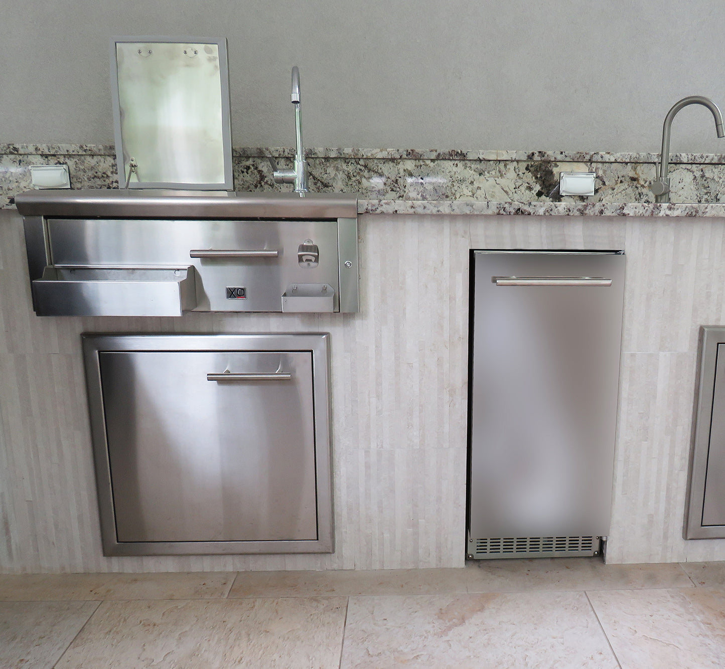 XO 15" INDOOR – OUTDOOR CLEAR GOURMET ICE MAKER -FACTORY INSTALLED BUILT-IN PUMP