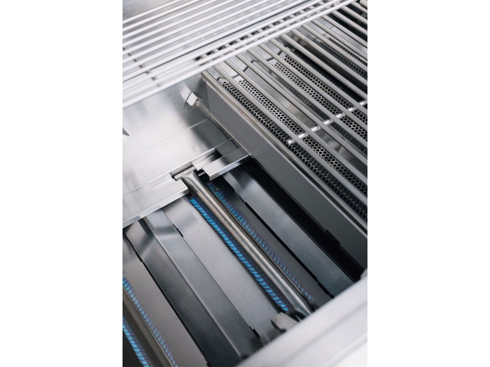 TrueFlame 32" E Series 4 Burner Gas Grill - LP/NG